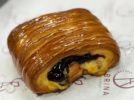 Pain Suisse Chocolate Blueberry