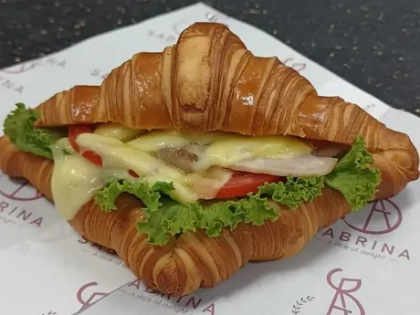 Roast Beef Croissant